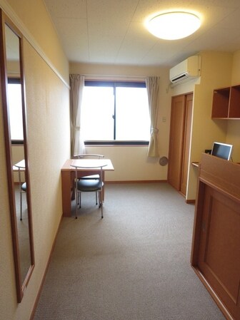 レオパレスグローリアの物件内観写真